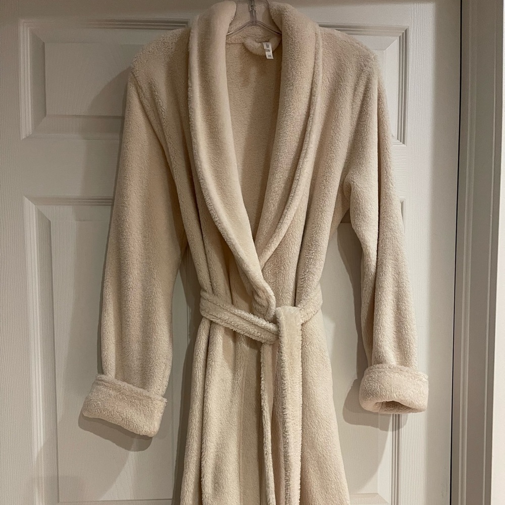 Women’s robe